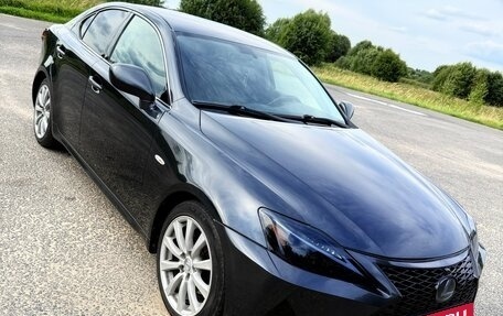 Lexus IS II рестайлинг 2, 2007 год, 1 300 000 рублей, 3 фотография