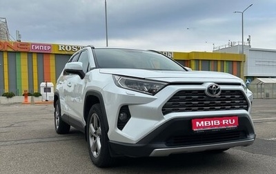 Toyota RAV4, 2019 год, 3 300 000 рублей, 1 фотография