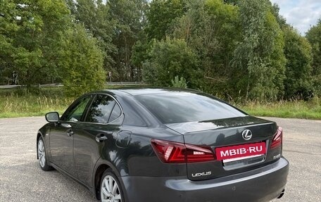Lexus IS II рестайлинг 2, 2007 год, 1 300 000 рублей, 15 фотография