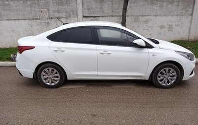 Hyundai Solaris II рестайлинг, 2018 год, 1 100 000 рублей, 1 фотография