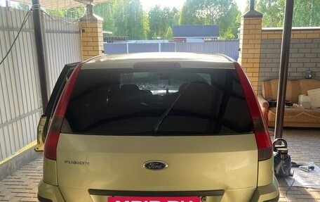 Ford Fusion I, 2004 год, 315 000 рублей, 10 фотография