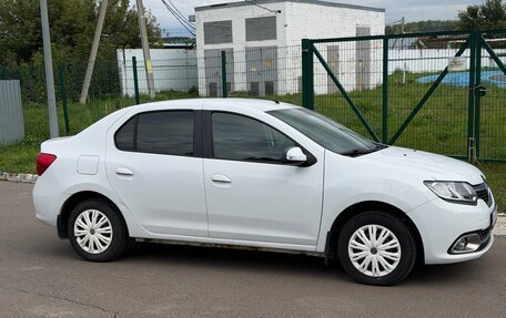 Renault Logan II, 2017 год, 950 000 рублей, 2 фотография