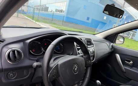 Renault Logan II, 2017 год, 950 000 рублей, 5 фотография