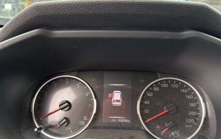Toyota RAV4, 2019 год, 3 300 000 рублей, 16 фотография