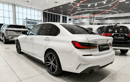 BMW 3 серия, 2021 год, 4 150 000 рублей, 11 фотография