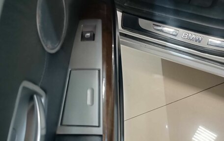 BMW 7 серия, 2002 год, 549 000 рублей, 18 фотография