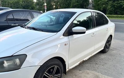 Volkswagen Polo VI (EU Market), 2011 год, 305 000 рублей, 1 фотография