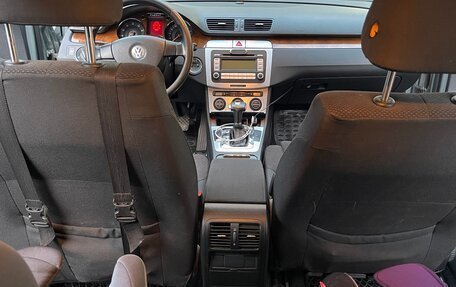Volkswagen Passat B6, 2007 год, 750 000 рублей, 11 фотография