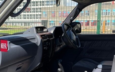 Toyota Land Cruiser Prado 90 рестайлинг, 1998 год, 1 500 000 рублей, 13 фотография
