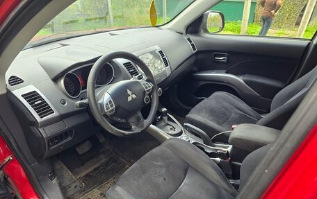 Mitsubishi Outlander III рестайлинг 3, 2007 год, 750 000 рублей, 8 фотография