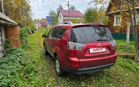 Mitsubishi Outlander III рестайлинг 3, 2007 год, 750 000 рублей, 4 фотография