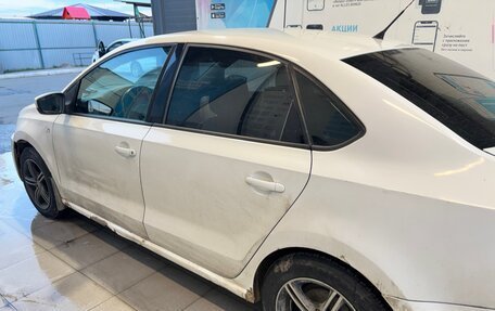 Volkswagen Polo VI (EU Market), 2011 год, 305 000 рублей, 15 фотография