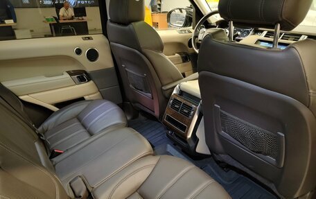Land Rover Range Rover Sport II, 2017 год, 4 045 000 рублей, 10 фотография