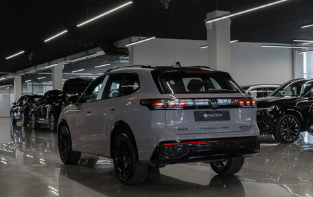 Volkswagen Tiguan, 2026 год, 4 940 000 рублей, 25 фотография
