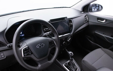Hyundai Solaris II рестайлинг, 2021 год, 1 645 000 рублей, 9 фотография