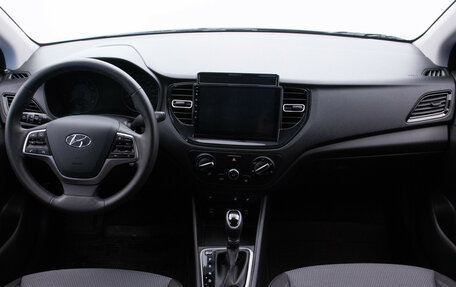 Hyundai Solaris II рестайлинг, 2021 год, 1 645 000 рублей, 15 фотография