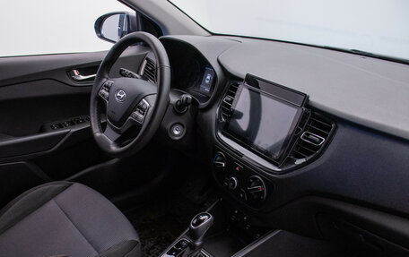 Hyundai Solaris II рестайлинг, 2021 год, 1 645 000 рублей, 10 фотография