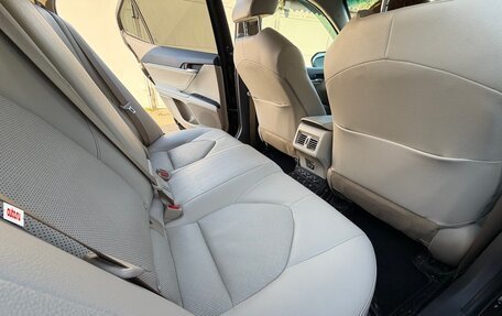Toyota Camry, 2021 год, 2 900 000 рублей, 7 фотография