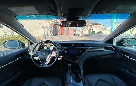 Toyota Camry, 2018 год, 1 750 000 рублей, 7 фотография