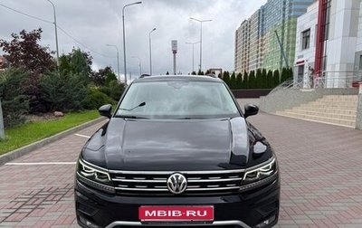 Volkswagen Tiguan II, 2019 год, 3 000 000 рублей, 1 фотография
