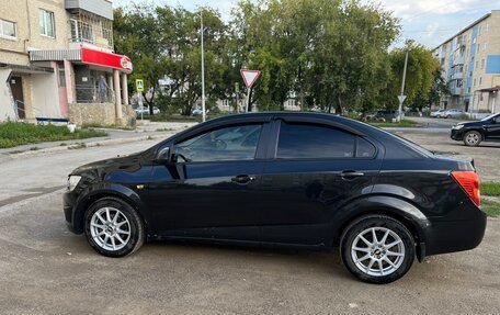 Chevrolet Aveo III, 2012 год, 600 000 рублей, 3 фотография