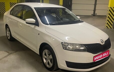 Skoda Rapid I, 2015 год, 949 000 рублей, 3 фотография