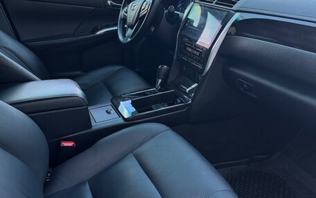 Toyota Camry, 2015 год, 2 100 000 рублей, 8 фотография