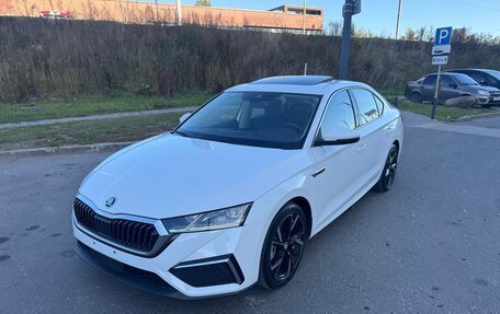 Skoda Octavia IV, 2023 год, 3 300 000 рублей, 3 фотография