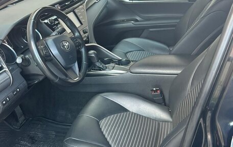 Toyota Camry, 2018 год, 1 750 000 рублей, 7 фотография