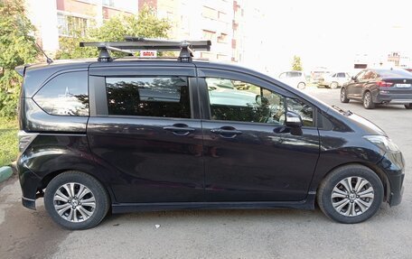 Honda Freed I, 2012 год, 850 000 рублей, 5 фотография