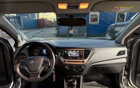 Hyundai Solaris II рестайлинг, 2018 год, 1 350 000 рублей, 16 фотография