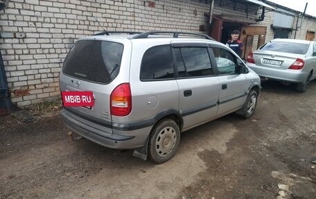 Opel Zafira A рестайлинг, 2000 год, 400 000 рублей, 2 фотография