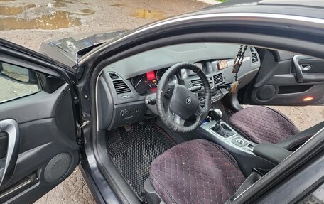 Renault Laguna III рестайлинг, 2009 год, 800 000 рублей, 2 фотография