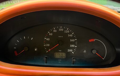 Nissan Micra II, 1999 год, 199 999 рублей, 6 фотография