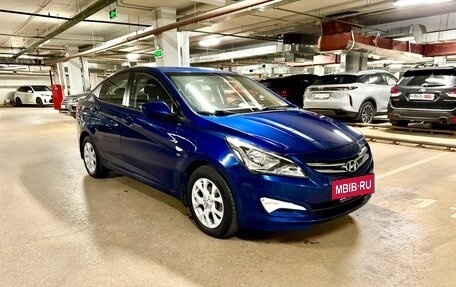 Hyundai Solaris II рестайлинг, 2015 год, 1 200 000 рублей, 3 фотография