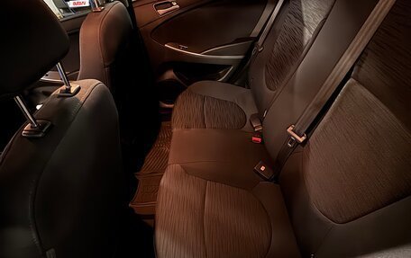 Hyundai Solaris II рестайлинг, 2015 год, 1 200 000 рублей, 11 фотография