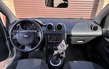 Ford Fiesta, 2004 год, 340 000 рублей, 6 фотография
