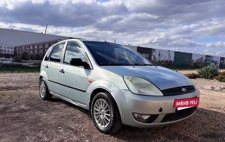 Ford Fiesta, 2004 год, 340 000 рублей, 2 фотография