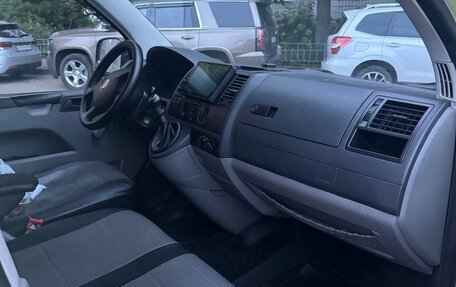 Volkswagen Transporter T5 рестайлинг, 2008 год, 950 000 рублей, 6 фотография