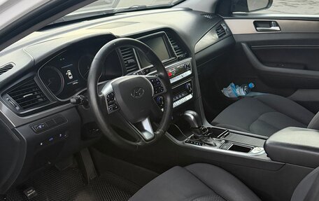 Hyundai Sonata VII, 2018 год, 1 075 000 рублей, 10 фотография