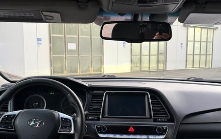 Hyundai Sonata VII, 2018 год, 1 075 000 рублей, 9 фотография