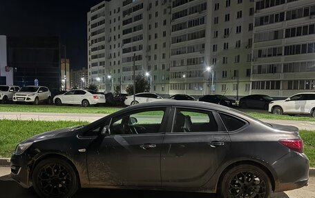 Opel Astra J, 2013 год, 620 000 рублей, 2 фотография