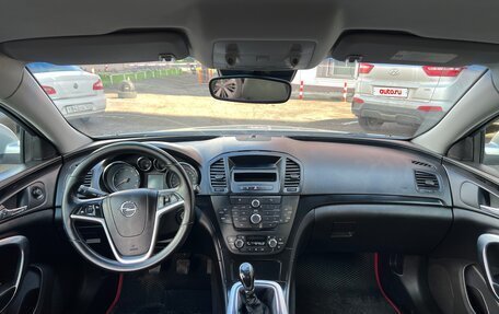 Opel Insignia II рестайлинг, 2011 год, 480 000 рублей, 23 фотография