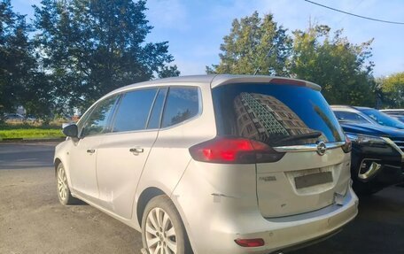 Opel Zafira C рестайлинг, 2013 год, 350 000 рублей, 2 фотография