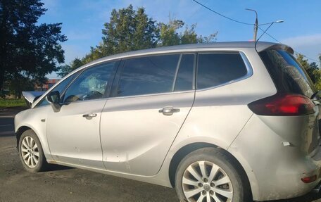 Opel Zafira C рестайлинг, 2013 год, 350 000 рублей, 3 фотография