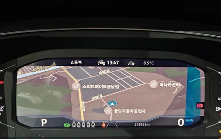 Volkswagen Tiguan II, 2023 год, 2 733 000 рублей, 11 фотография