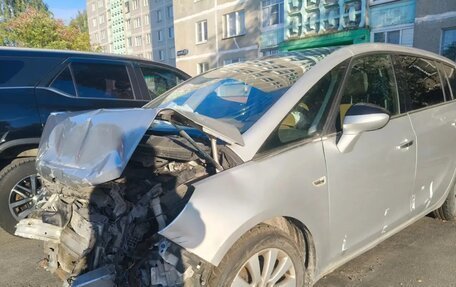 Opel Zafira C рестайлинг, 2013 год, 350 000 рублей, 10 фотография