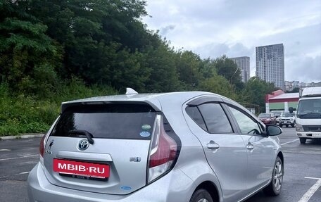 Toyota Aqua I, 2015 год, 870 000 рублей, 3 фотография