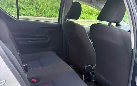 Toyota Aqua I, 2015 год, 870 000 рублей, 8 фотография