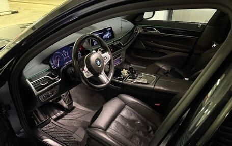 BMW 7 серия, 2018 год, 4 990 000 рублей, 4 фотография